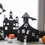 Просто жуть: 10 идей оформления крыльца частного дома на Хэллоуин